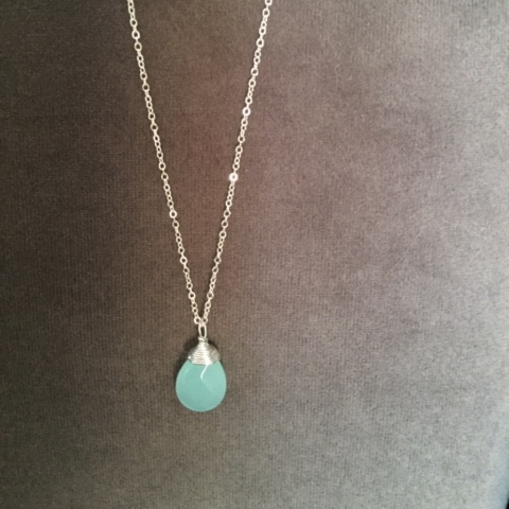 Final Price 🌸 Host Pick Aqua Chalcedony Necklace - Picture 4 of 4